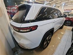 جیپ گراند شیرۆکی